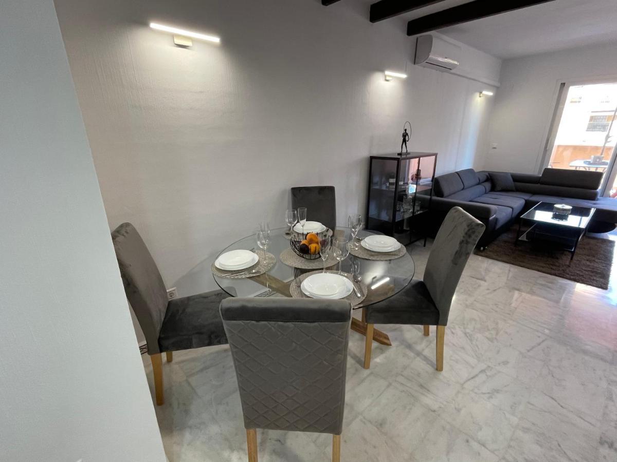 Beach Apartament In ตอร์เรเวียคา ภายนอก รูปภาพ