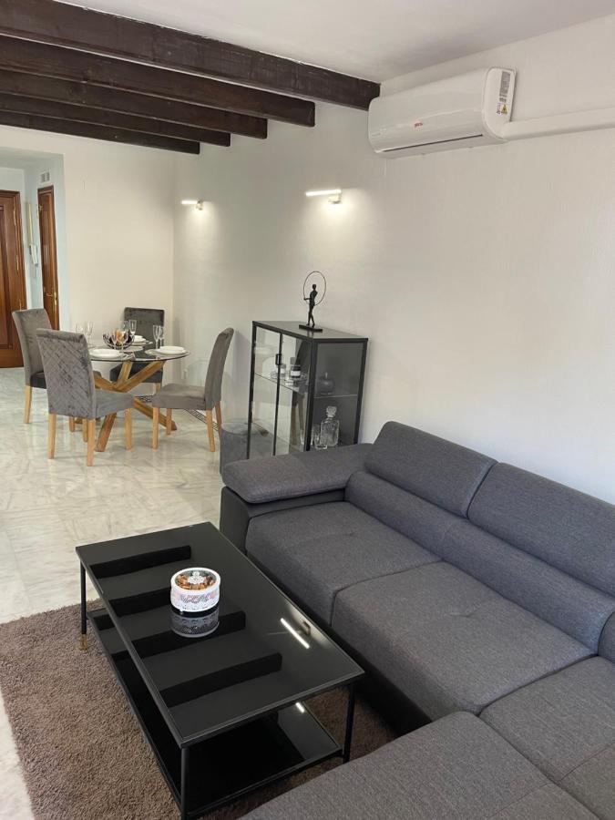 Beach Apartament In ตอร์เรเวียคา ภายนอก รูปภาพ