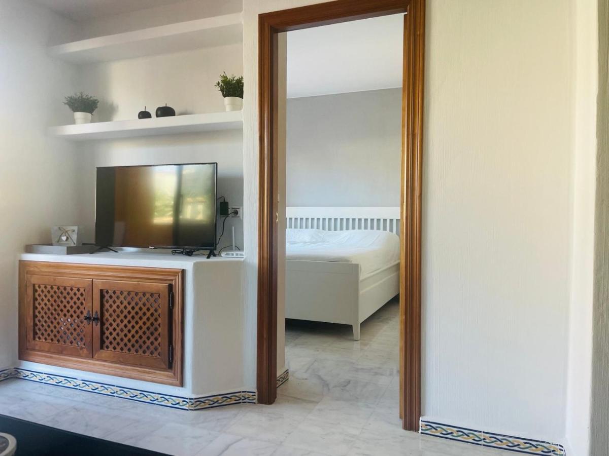 Beach Apartament In ตอร์เรเวียคา ภายนอก รูปภาพ